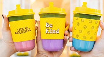 Drinks at La La Land